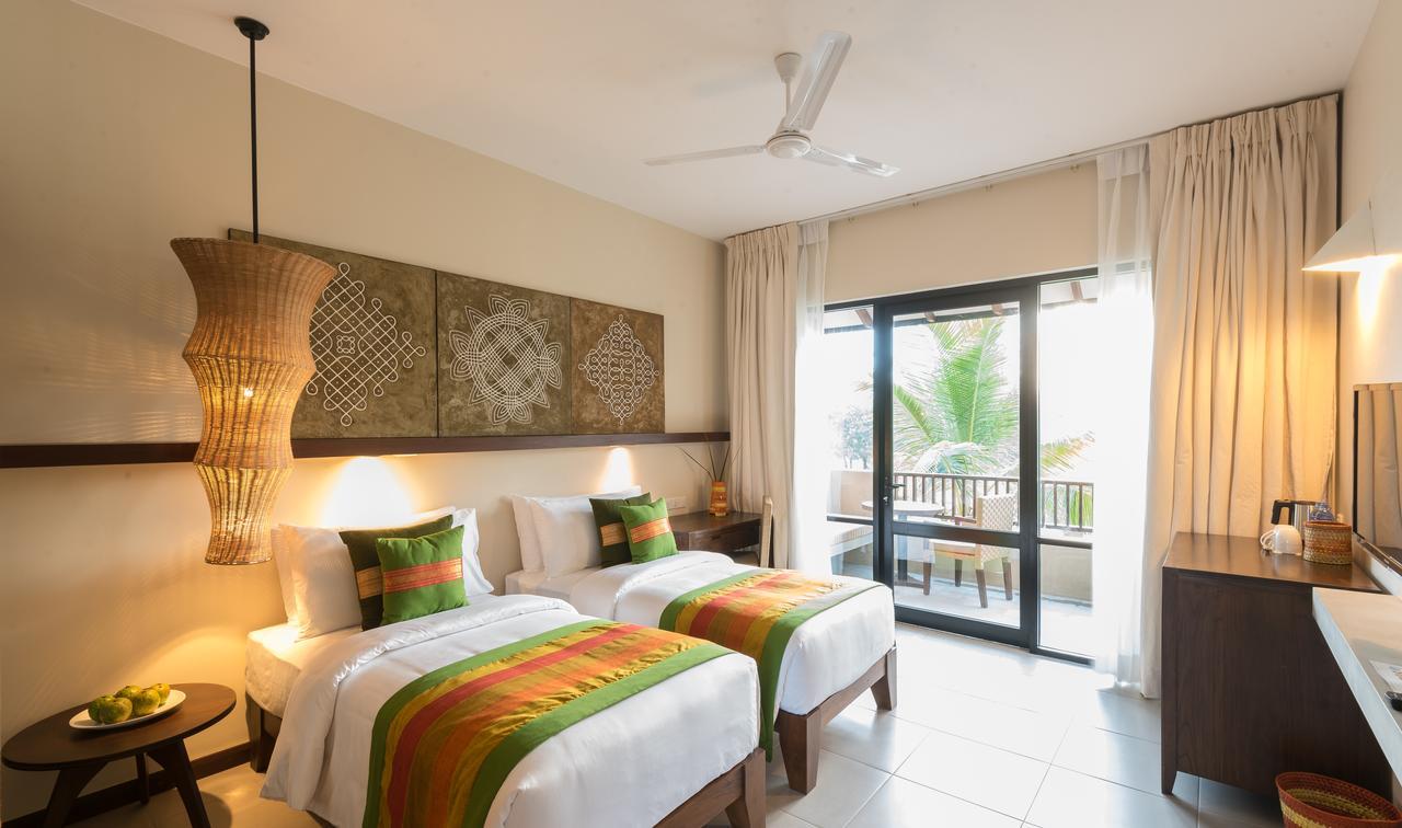 Sunrise By Jetwing Hotel Passikudah Exterior photo